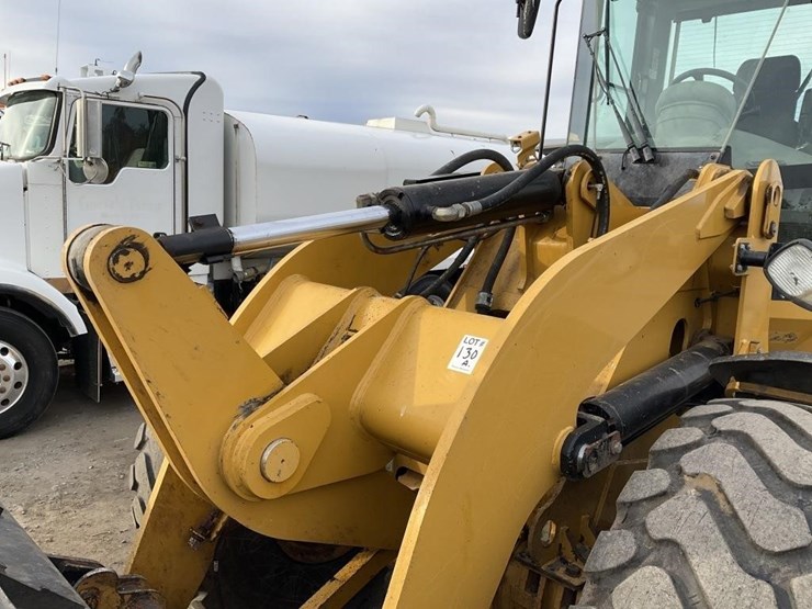 caterpillar-928h-image-16