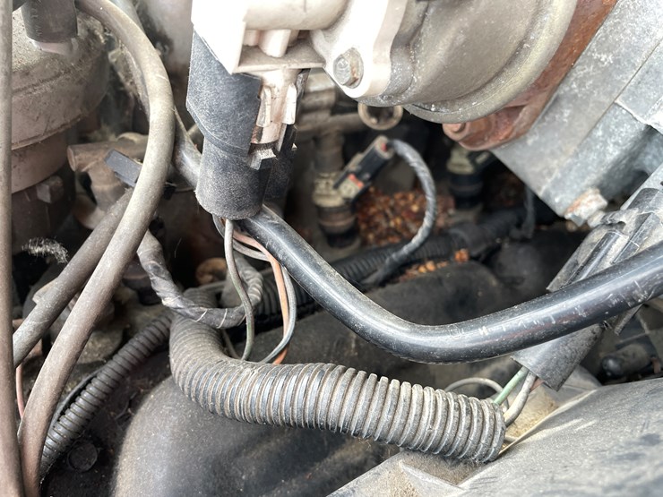 #1200-•-1986-ford-crown-victoria-**recommend-trailering**-(has-mn-title)-image-28