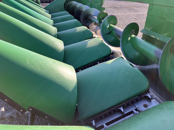 john-deere-608c-image-6