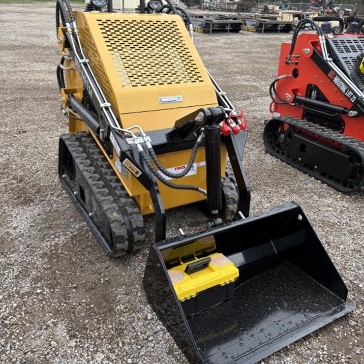 #228 • AGT Mini Skid Steer Loader