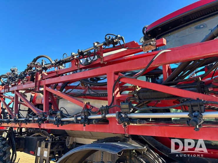 case-ih-patriot-4440-image-98