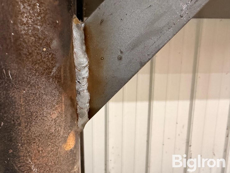 heavy-duty-8'-shop-welding-table-image-8