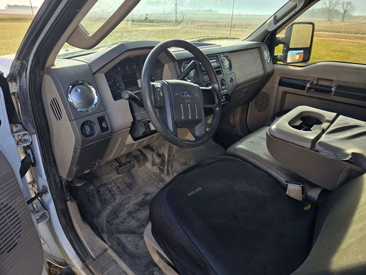 2008-ford-f350-image-32