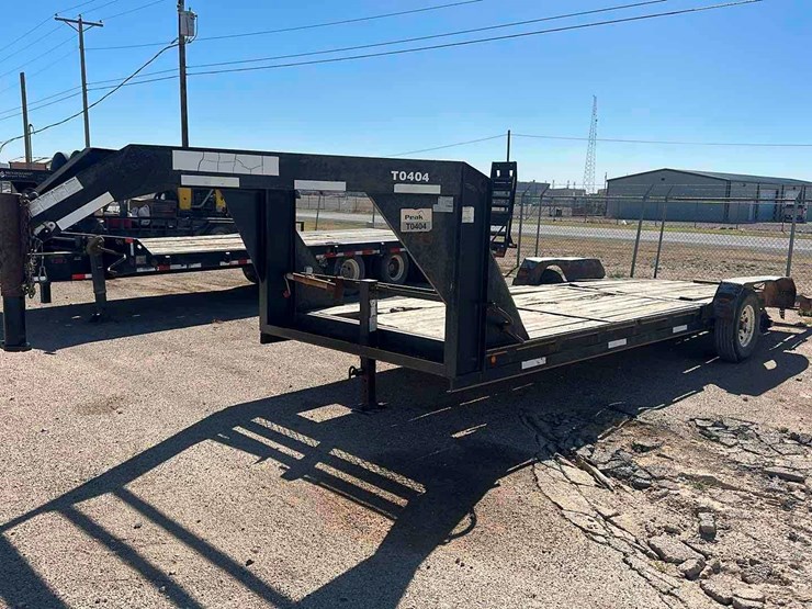 2010-maxey-welding-20-t/a-gooseneck-trailer-image-1