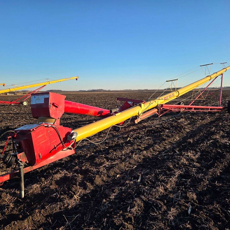 Westfield 10” x 83’ Auger with Swing Hopper, 16” Tires, Works Good, Used Fall of ‘25