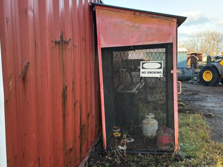 #148-•-propane-tank-safety-cage*-image-3