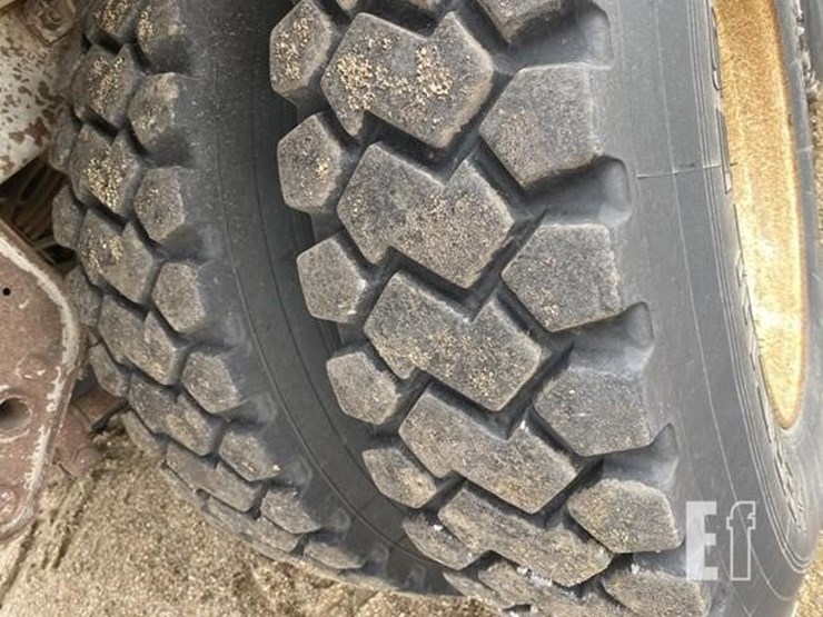 1997-great-dane-53-ft-image-9