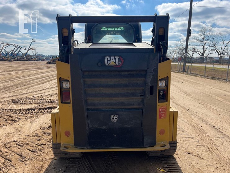 2020-caterpillar-259d3-image-3