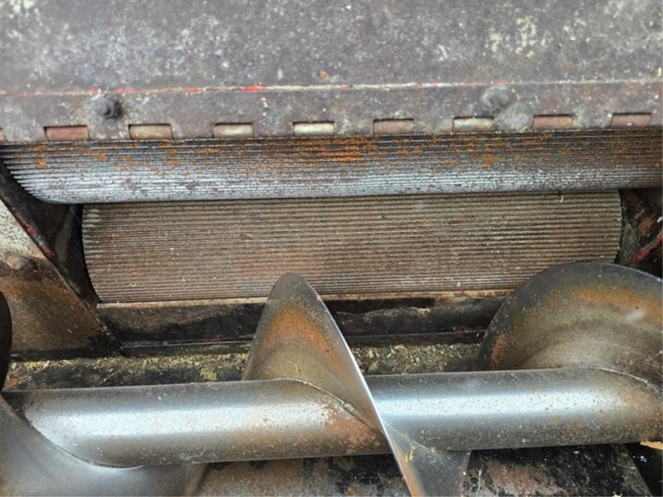 2002-gehl-1285-image-21