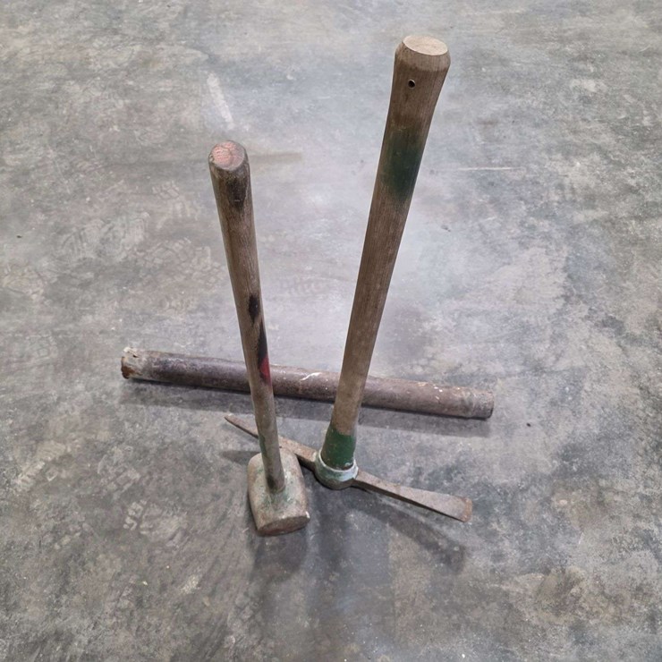 Maul, Pick Axe, Post Hole Pounder