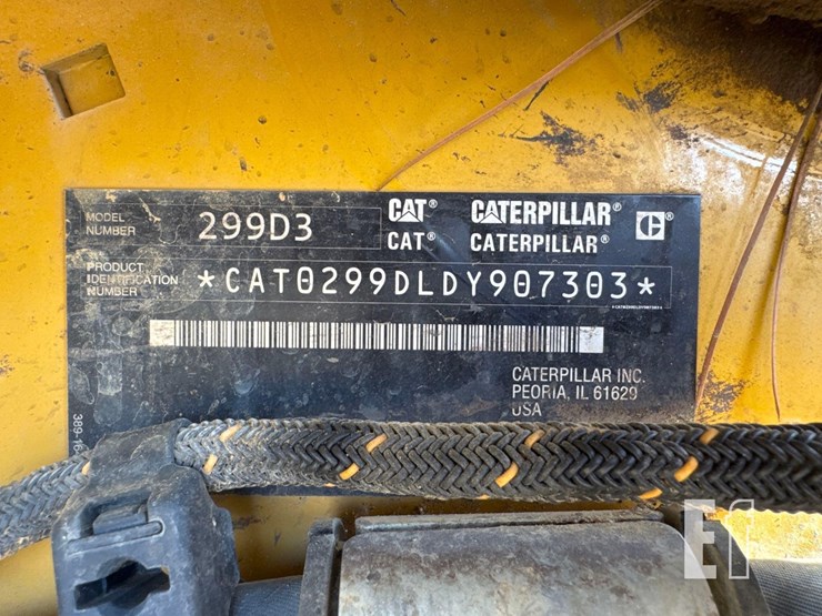 2022-caterpillar-299d3-image-23