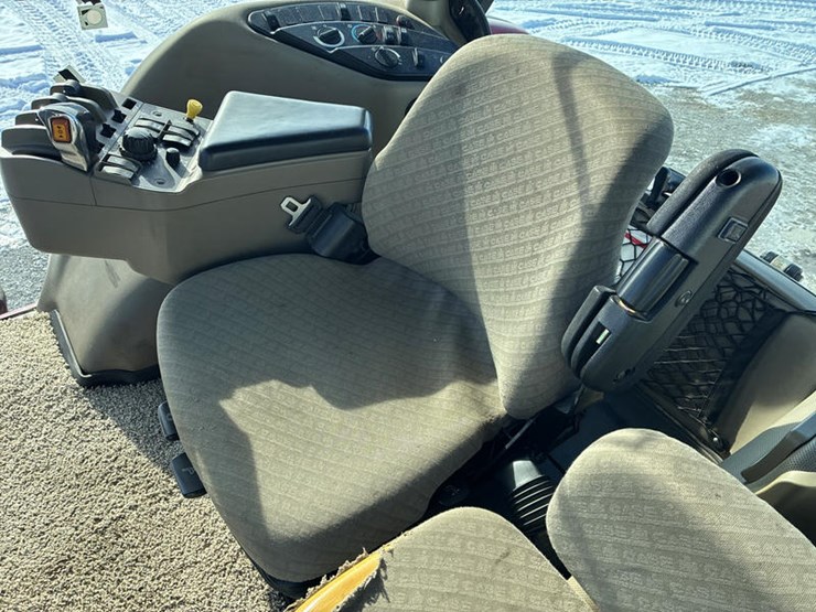 case-ih-mx215-image-65