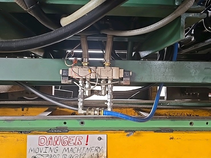 #143-•-cleereman-carriage-image-12