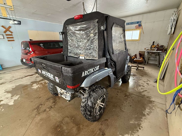 2009-arctic-cat-700-image-12