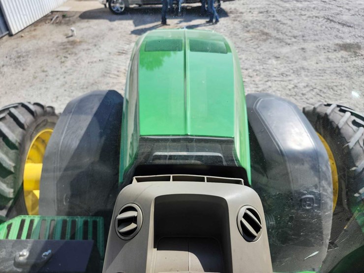 john-deere-8r-280-image-30