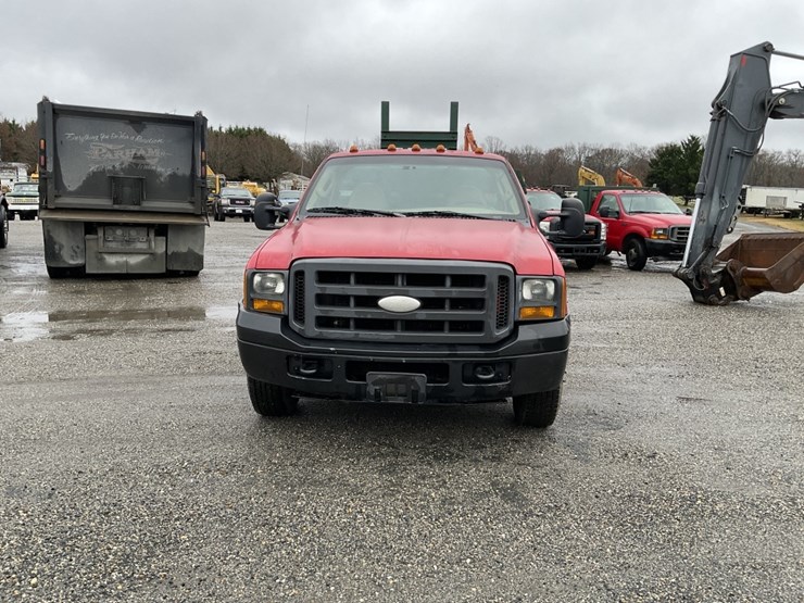 2005-ford-f350-image-2