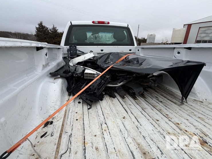 2012-chevrolet-2500hd-image-33