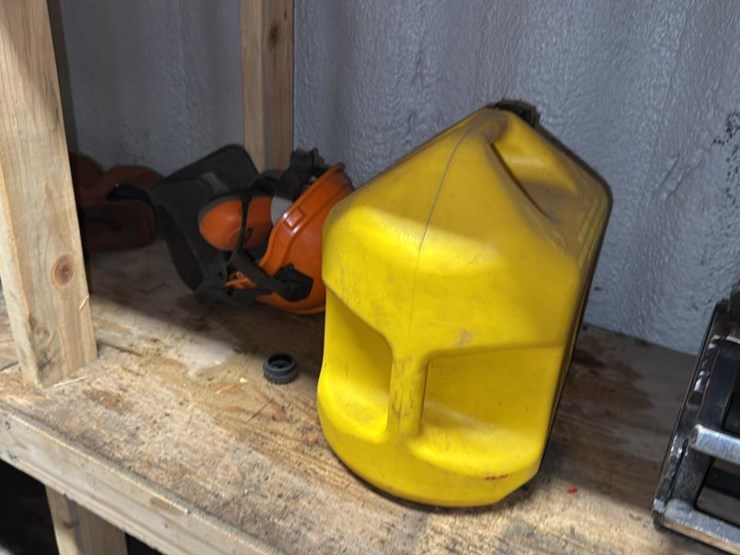 #171-•-contents-of-shelf-5*-image-6