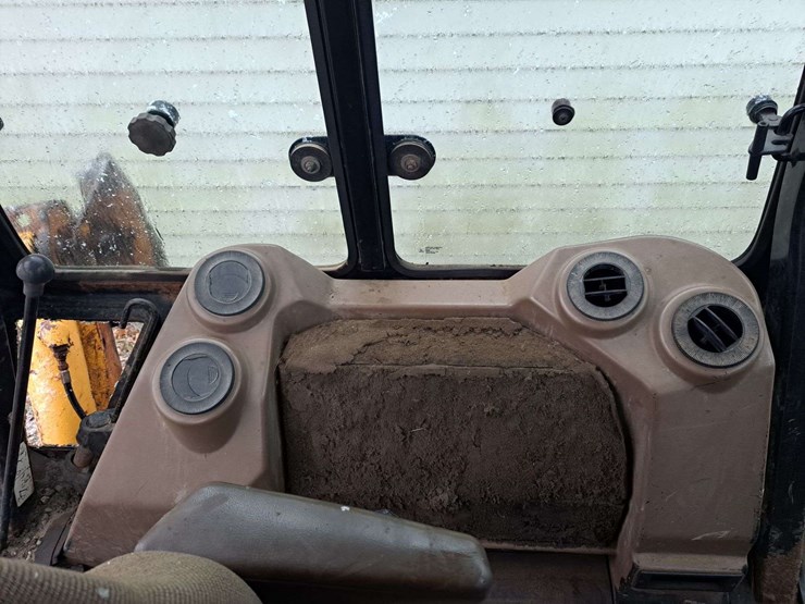 1999-deere-410e-image-37