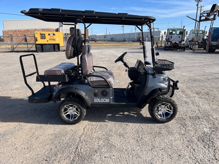 electric-golf-cart-image-4