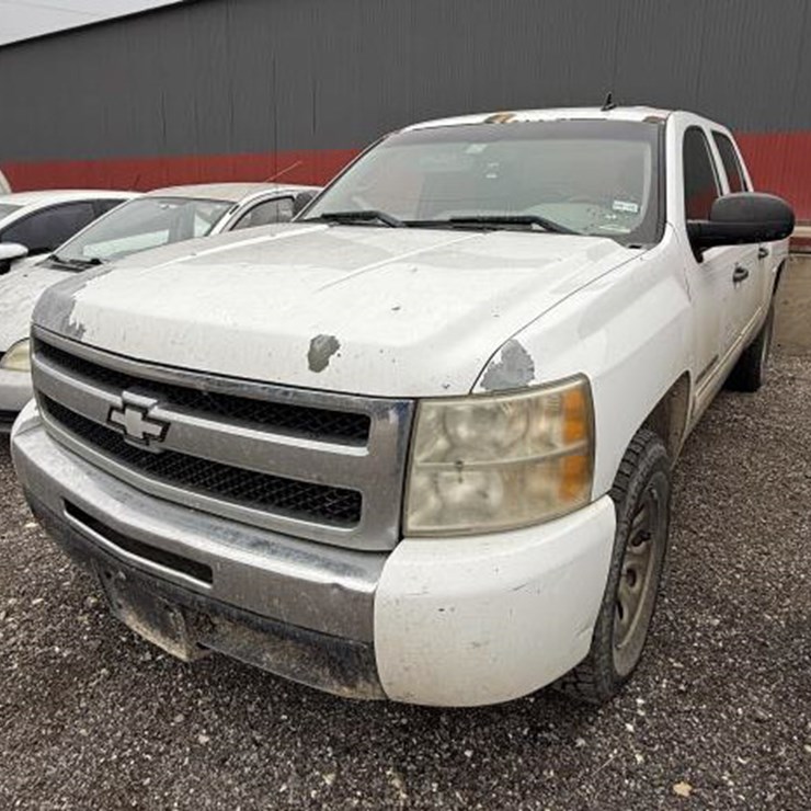 #166 • 2011 Chevy Silverado