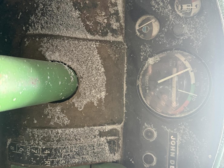 john-deere-4020-image-22