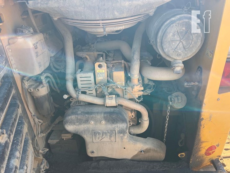 2019-caterpillar-289d-image-26