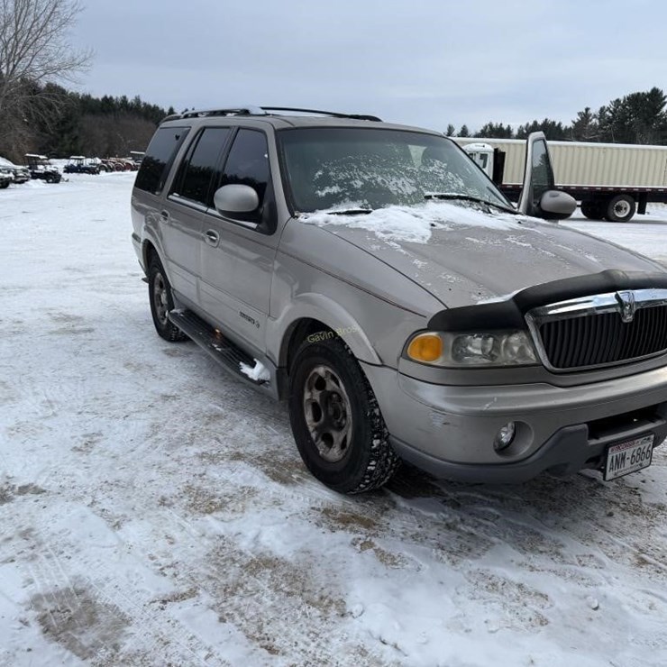 LINCOLN NAVIGATOR