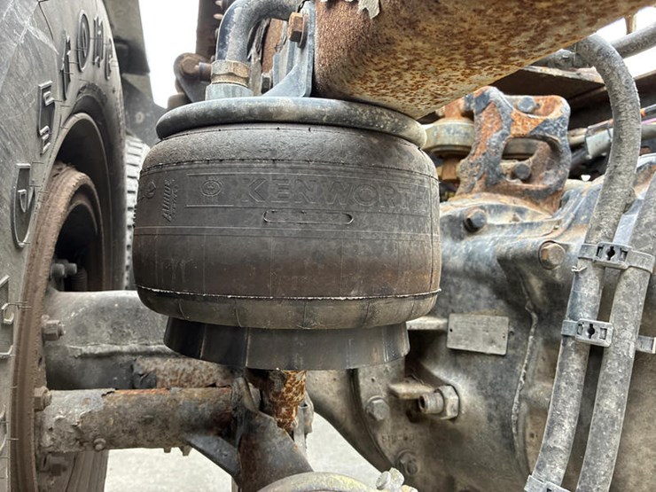 2007-kenworth-t800-image-27