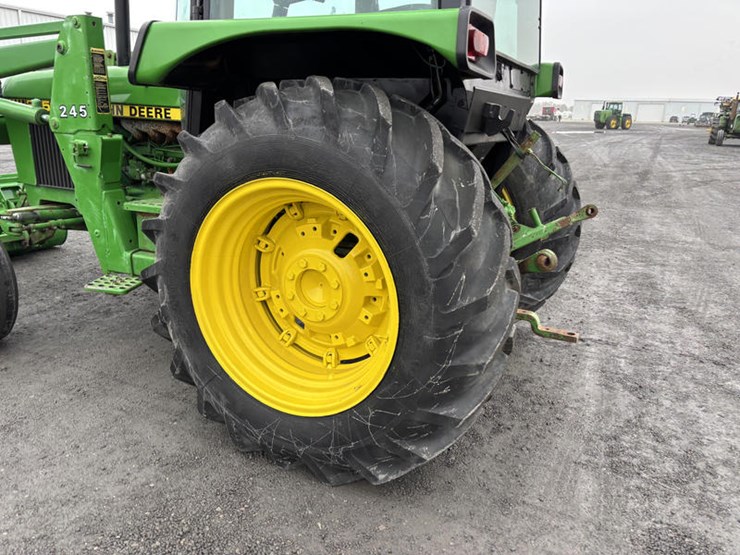 john-deere-2550-image-12