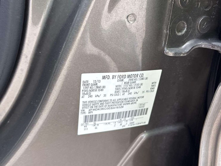 2014-ford-edge-image-5