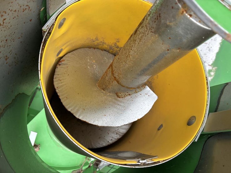 john-deere-9560-image-89