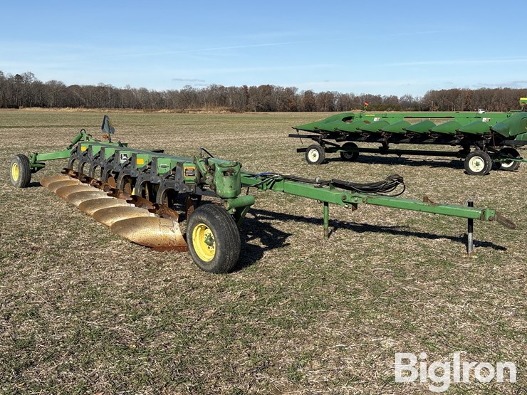 john-deere-3710-image-3