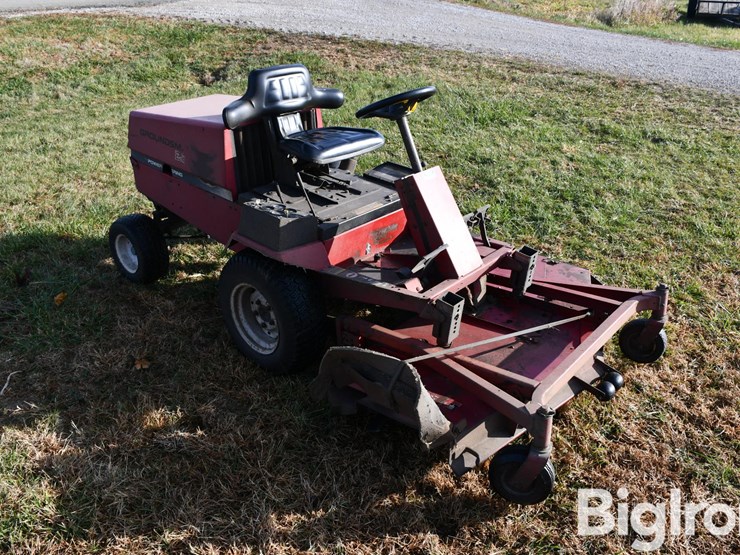 toro-groundmaster-223-d-riding-lawn-mower-image-3