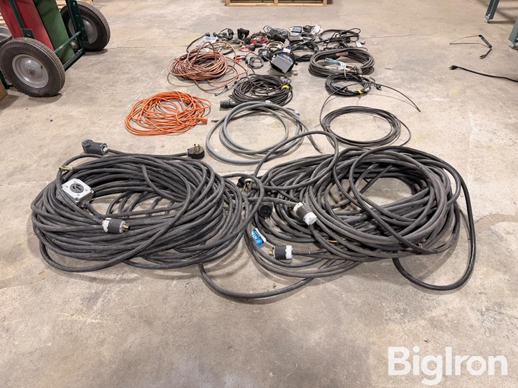 220v-power-cords-&-in-cab-monitors/wire-harnesses-image-8