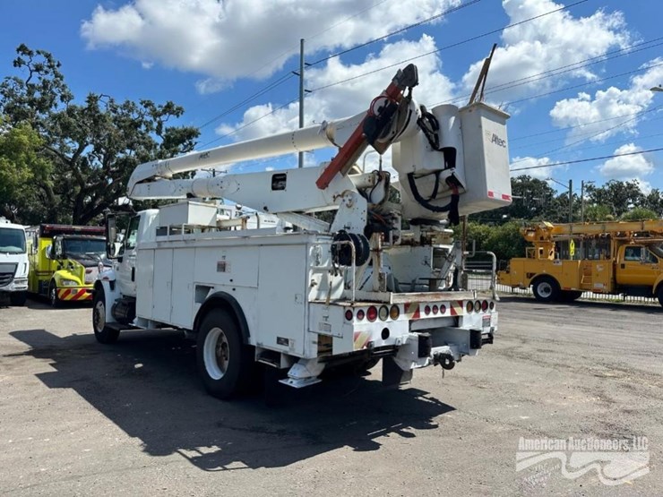 2007-international-durastar-4300-image-5