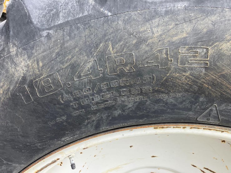 new-holland-8870-image-8