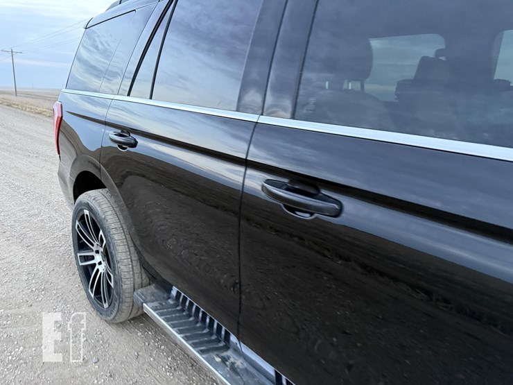 2019-ford-expedition-xlt-image-14