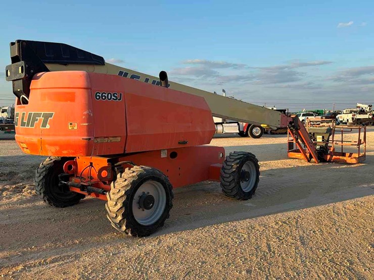 2015-jlg-660sj-image-4