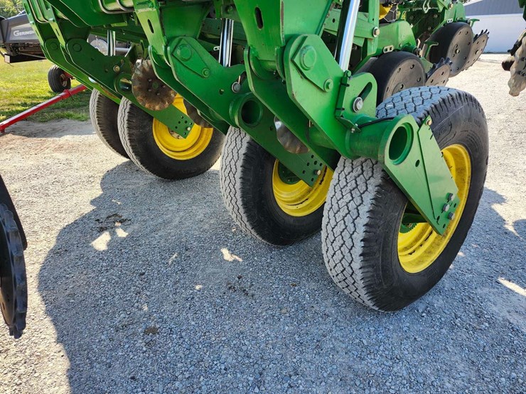 john-deere-1790-image-6