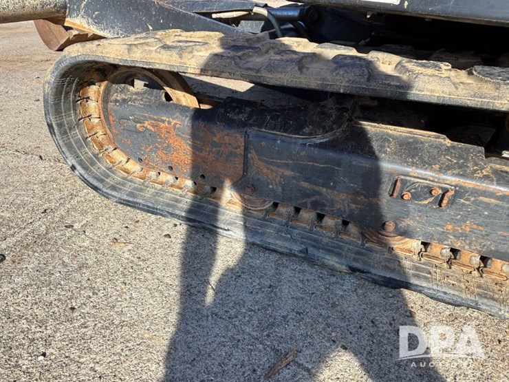 2020-yanmar-vio55-image-29