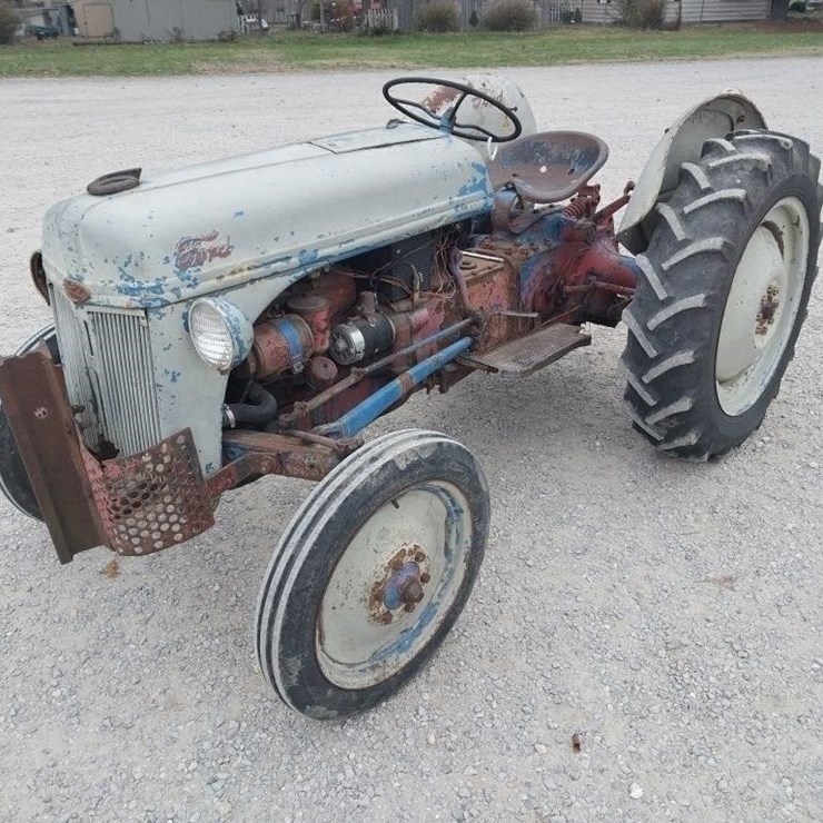 FORD TRACTOR