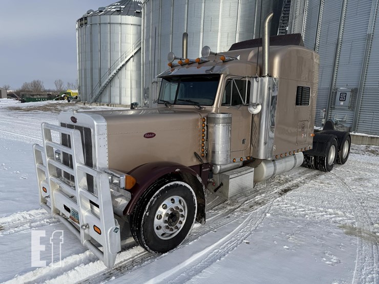 2004-peterbilt-379-image-6