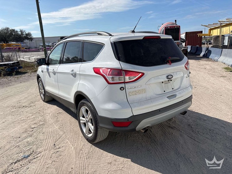 2015-ford-escape-image-4