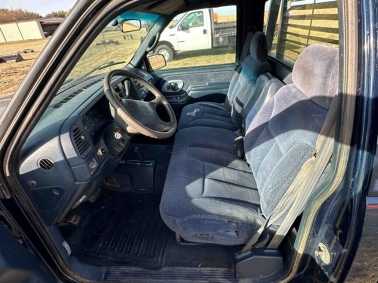 1995-chevrolet-2500-image-23