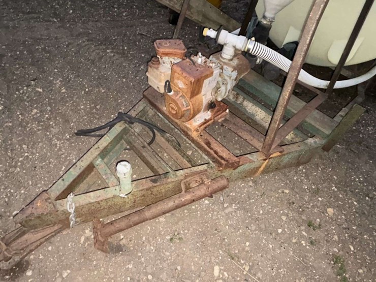 liquid-tender-trailer,-approx-750-gal-poly-tank,-st225/74r15-tires,-3”-fill,-30-gal-poly-inductor-co-image-4