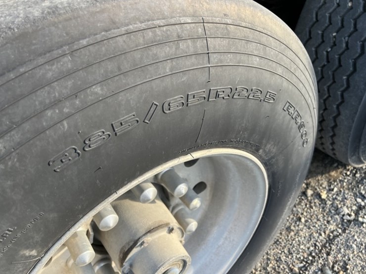 2005-beall-tsmc1x3-quad-axle-pup-trailer-image-13