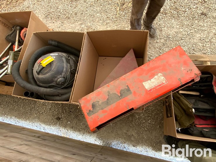 pallet-of-farm-support-image-6