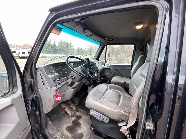 #1126-•-1999-sterling-dump-truck-(has-mn-title)-image-35