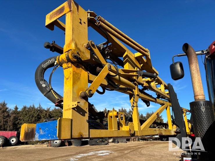 case-ih-titan-3020-image-95